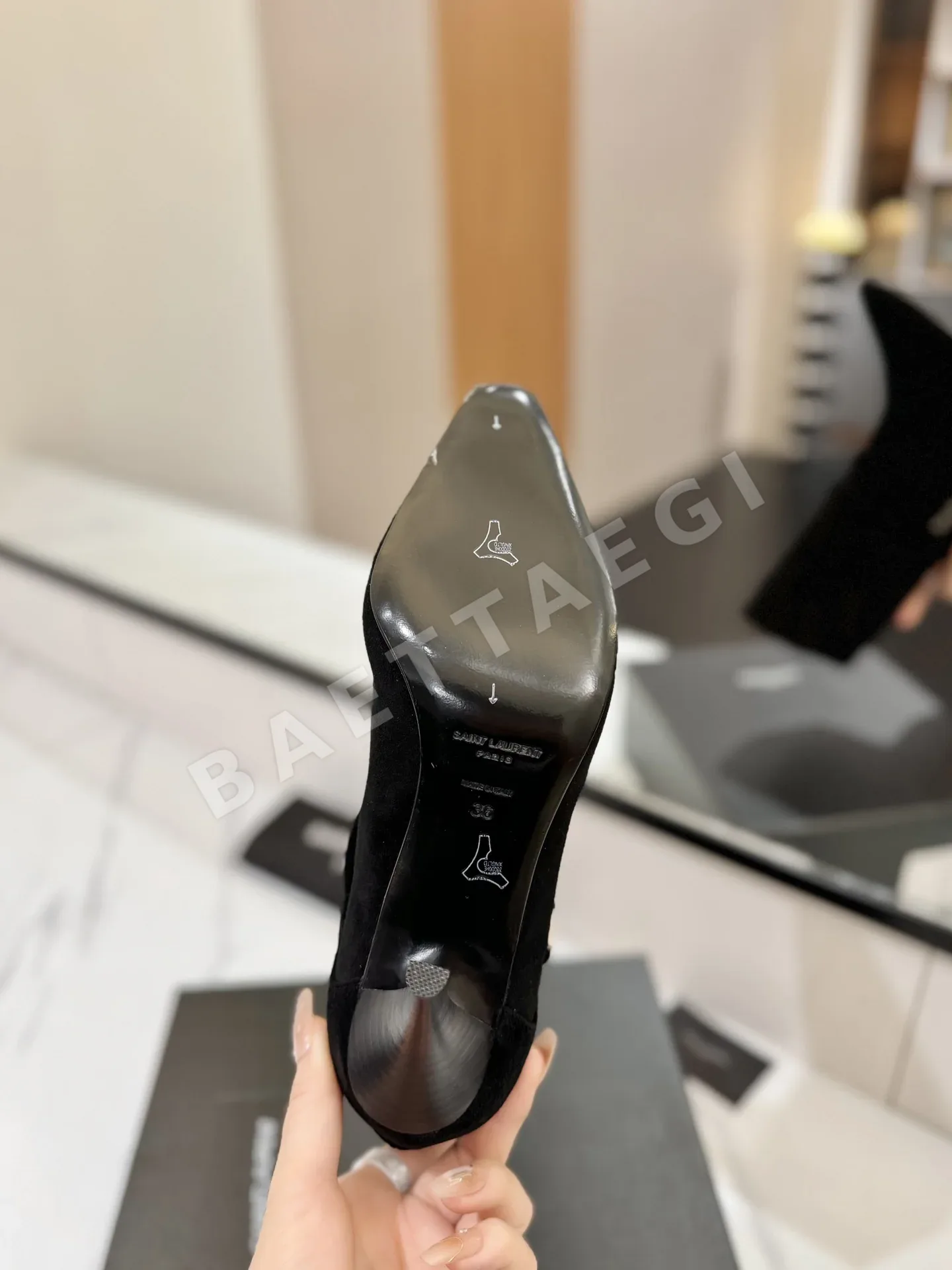 생로랑 YSL 앵클부츠 상세 이미지 8