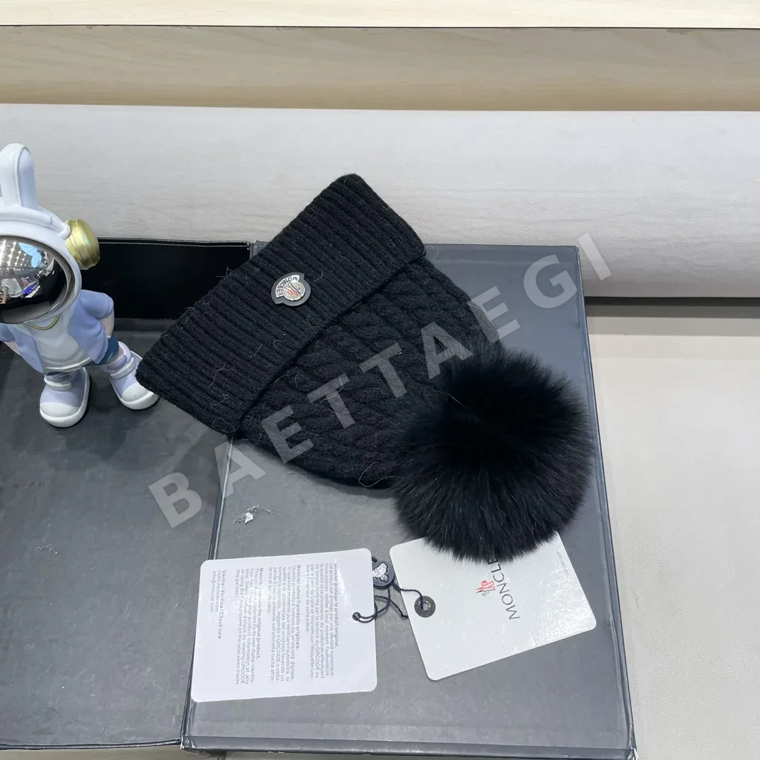 몽클레르 토끼털 폭스퍼 비니 모자 상세 이미지 7