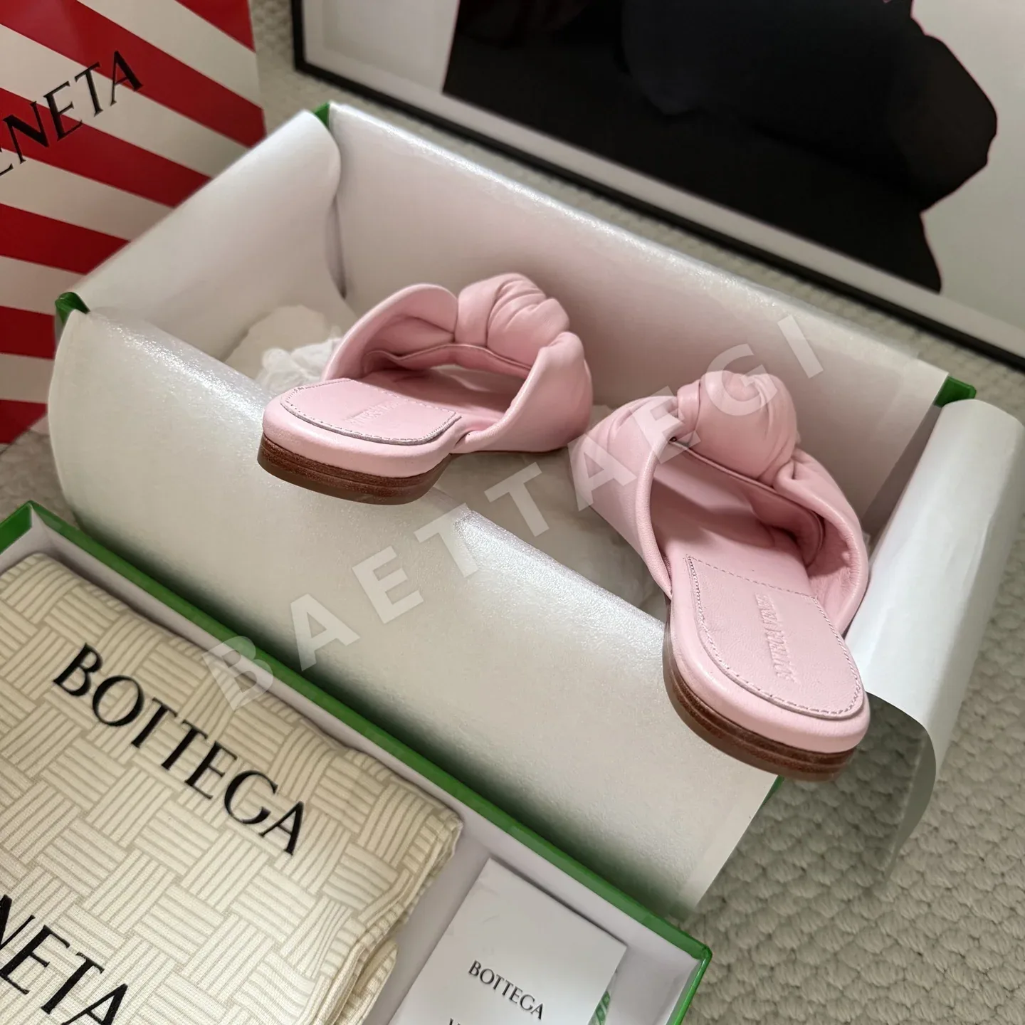 보테가베네타 매듭 장식 노트 뮬 상세 이미지 7