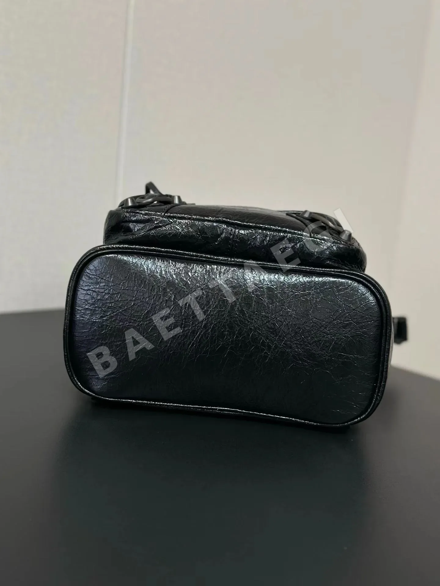 발렌시아가 Le City 램스킨 백팩 상세 이미지 5