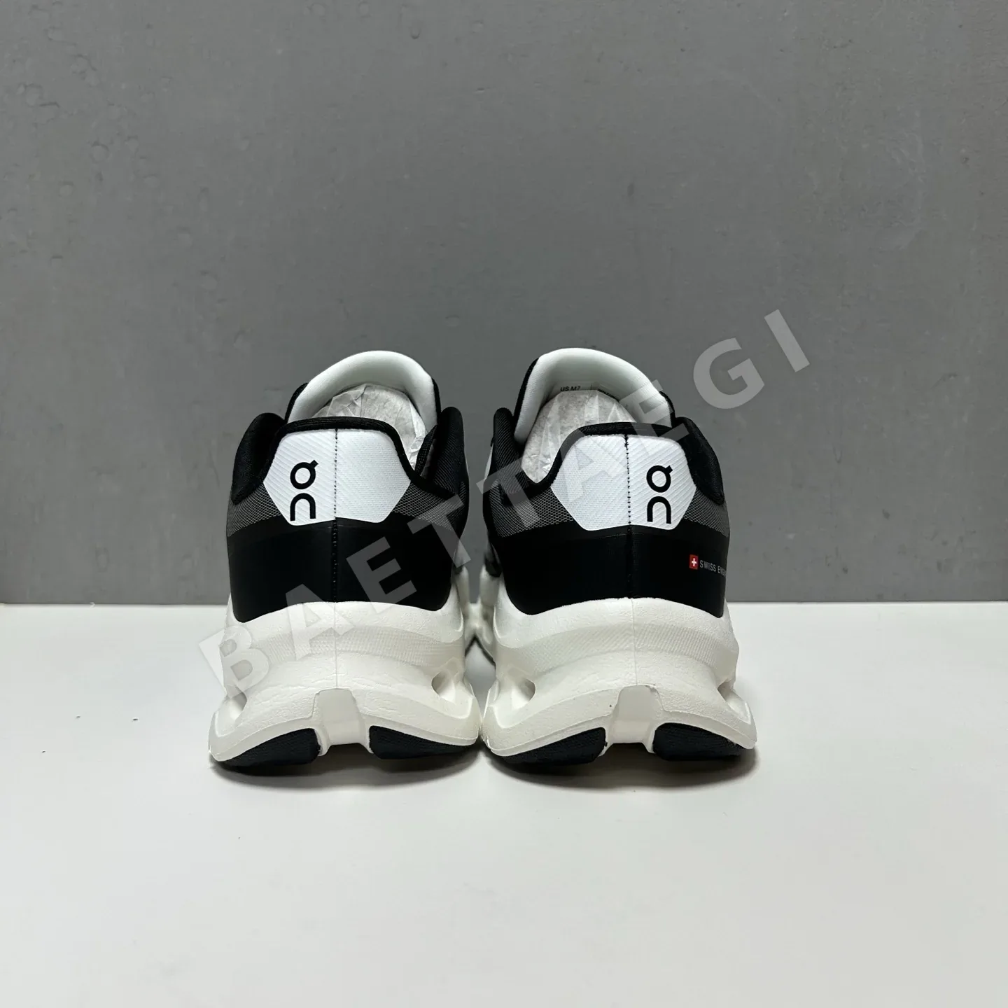 ON 신발 157694 Sneakers 상세 이미지 2