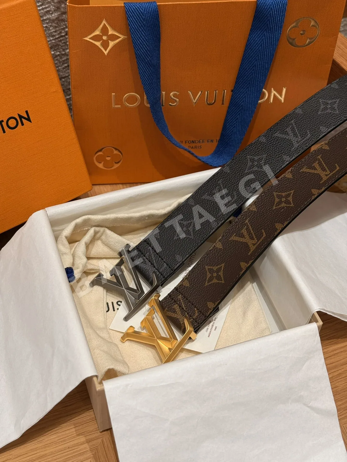 루이비통 모노그램 가죽 양면 벨트 172345