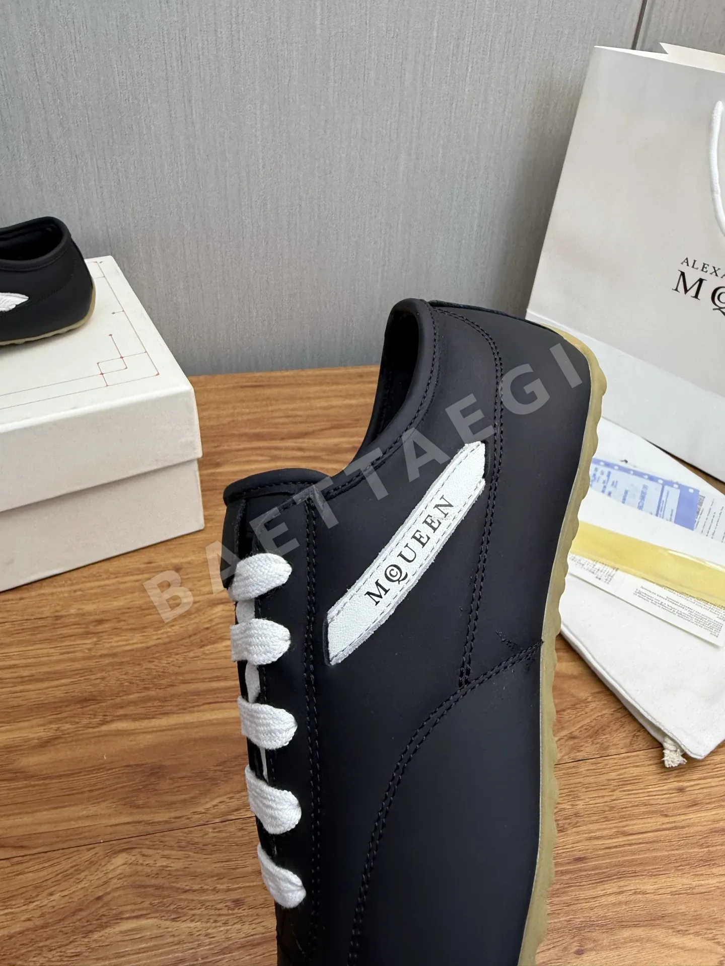 알렉산더맥퀸 메시 커플 스니커즈 상세 이미지 7