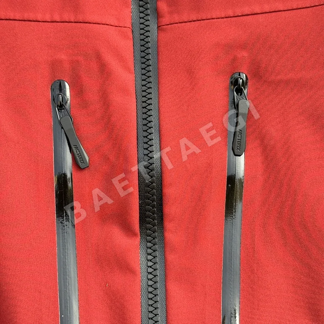 아크테릭스 [TZ] 알파 SV 자켓 7세대 보르도 레드 200143 Arc'teryx Alpha SV Jacket 7 Podol Red 상세 이미지 6