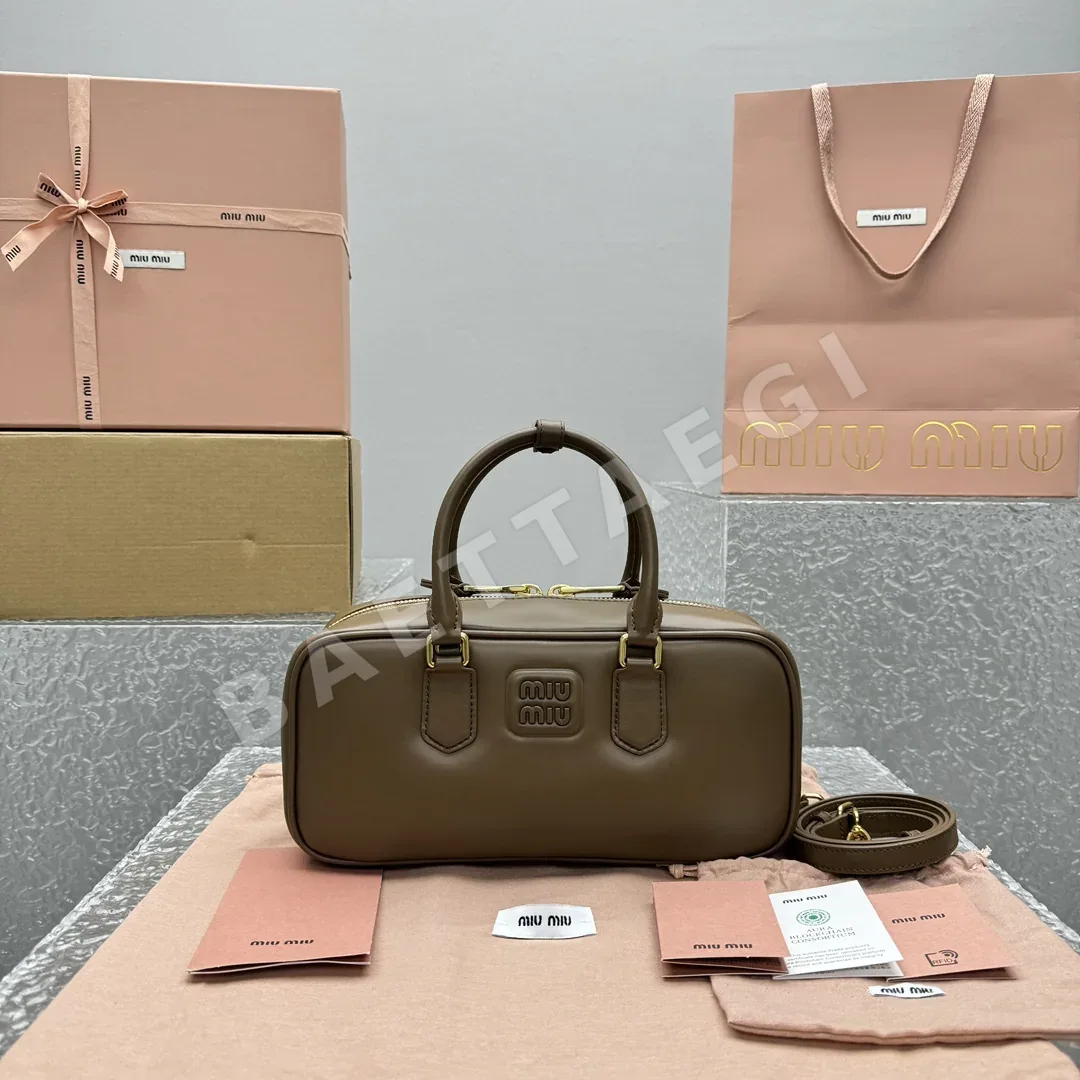 미우미우 패딩 볼링 백 가방 68295