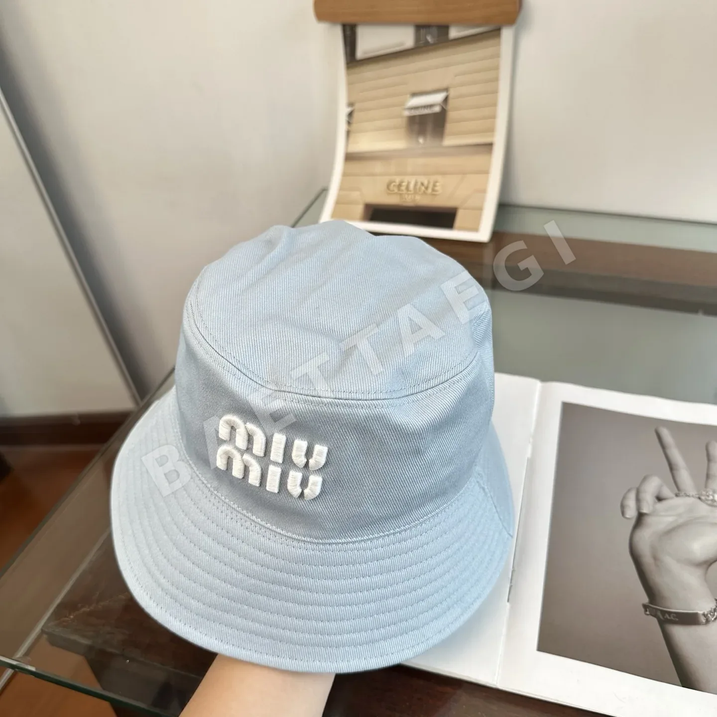 미우미우 버킷햇 상세 이미지 7