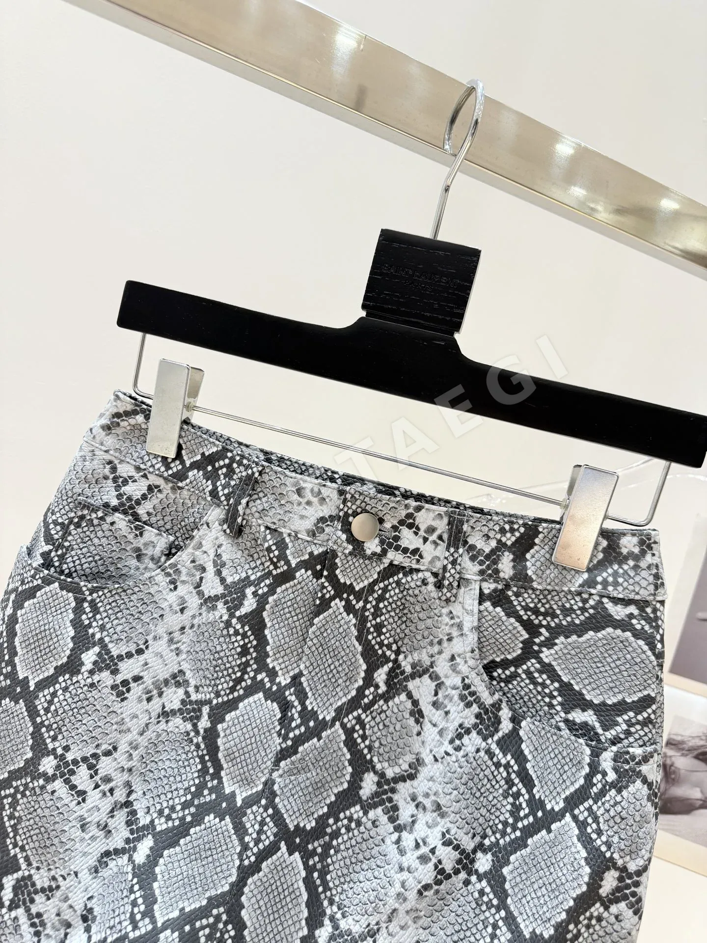 보테가베네타 여성 스커트 168787 Bottega Veneta Skirt 상세 이미지 4