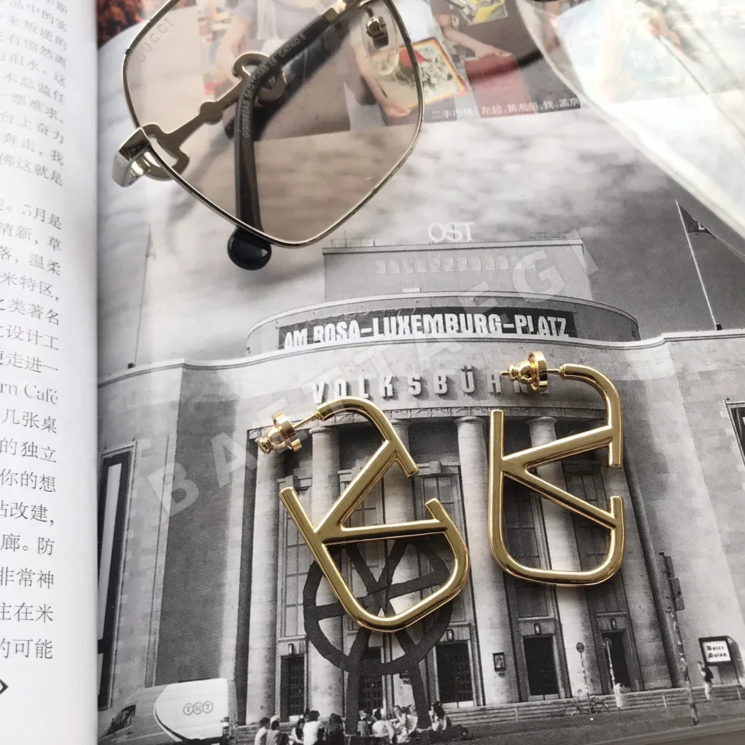 발렌티노 골드 귀걸이 상세 이미지 5