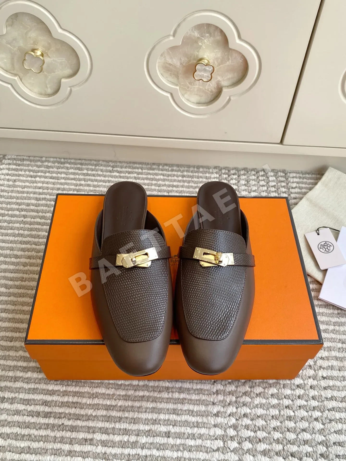 에르메스 오즈 OZ 켈리 버클 뮬 112809