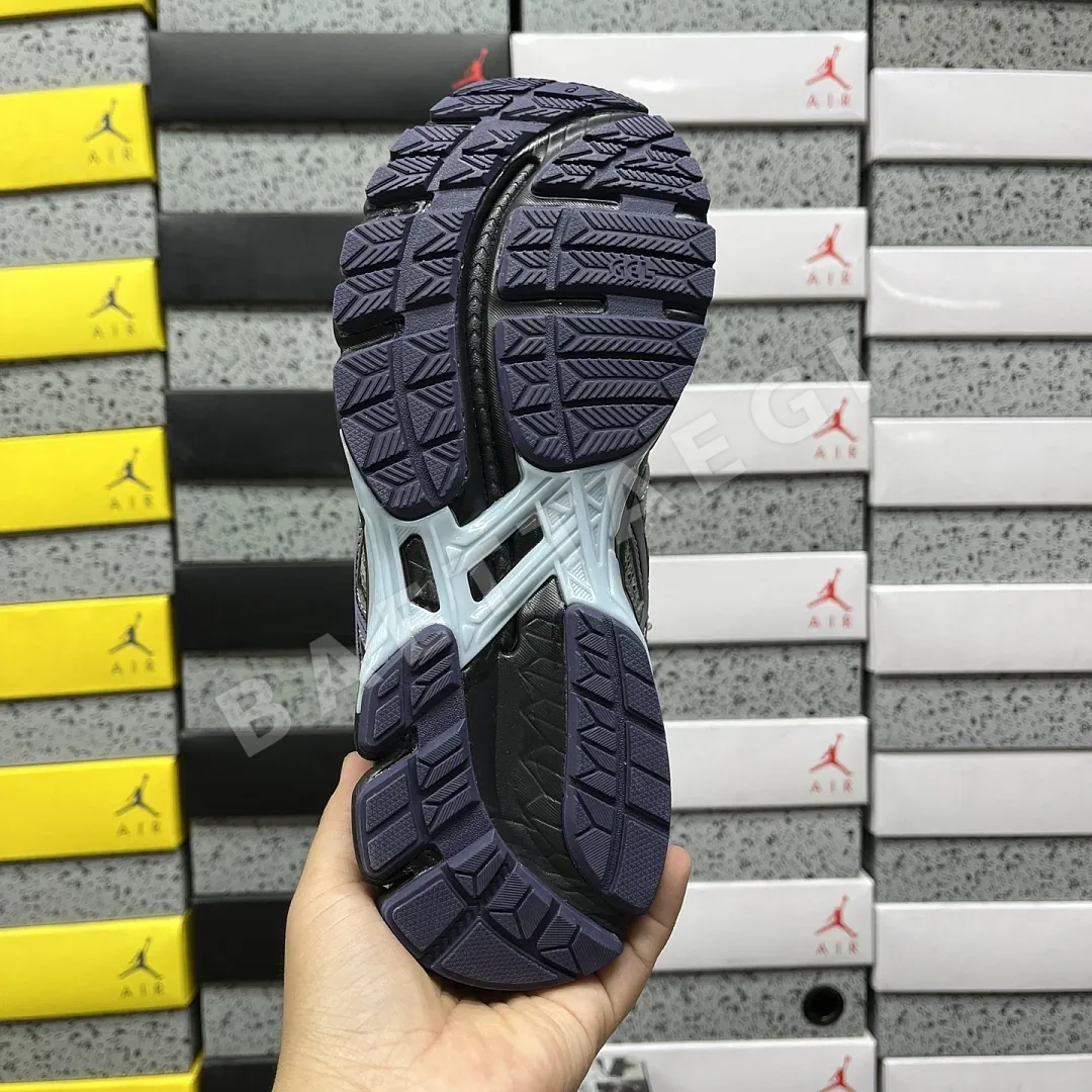 아식스 [TOP] 젤 카야노 20 1203A621-500 200423 Asics Gel-Kayano 20 상세 이미지 3