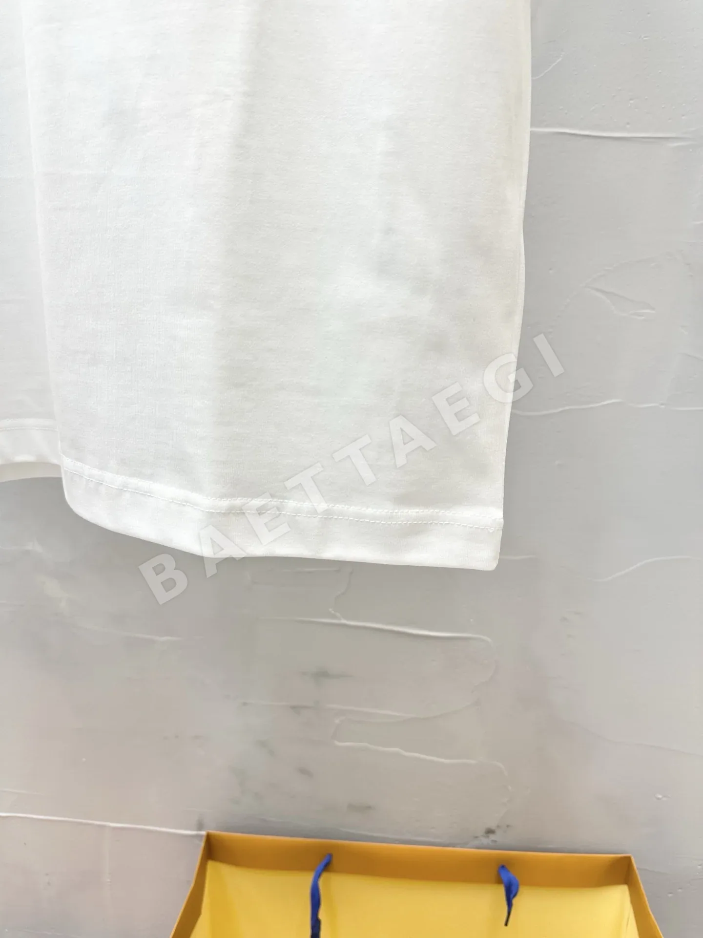 루이비통 남성 자수 반팔 티셔츠 상세 이미지 6