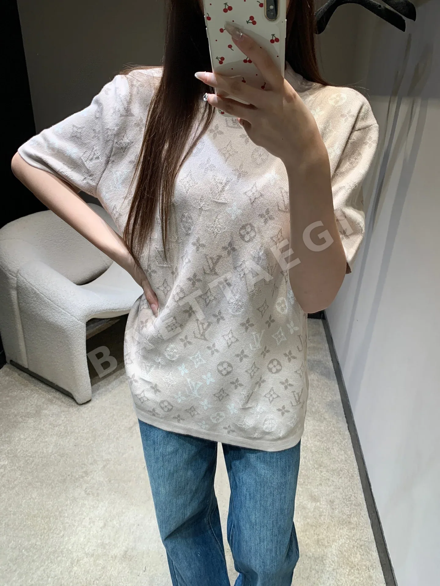 루이비통 모노그램 자카드 오버핏 반팔 니트 탑 상세 이미지 8