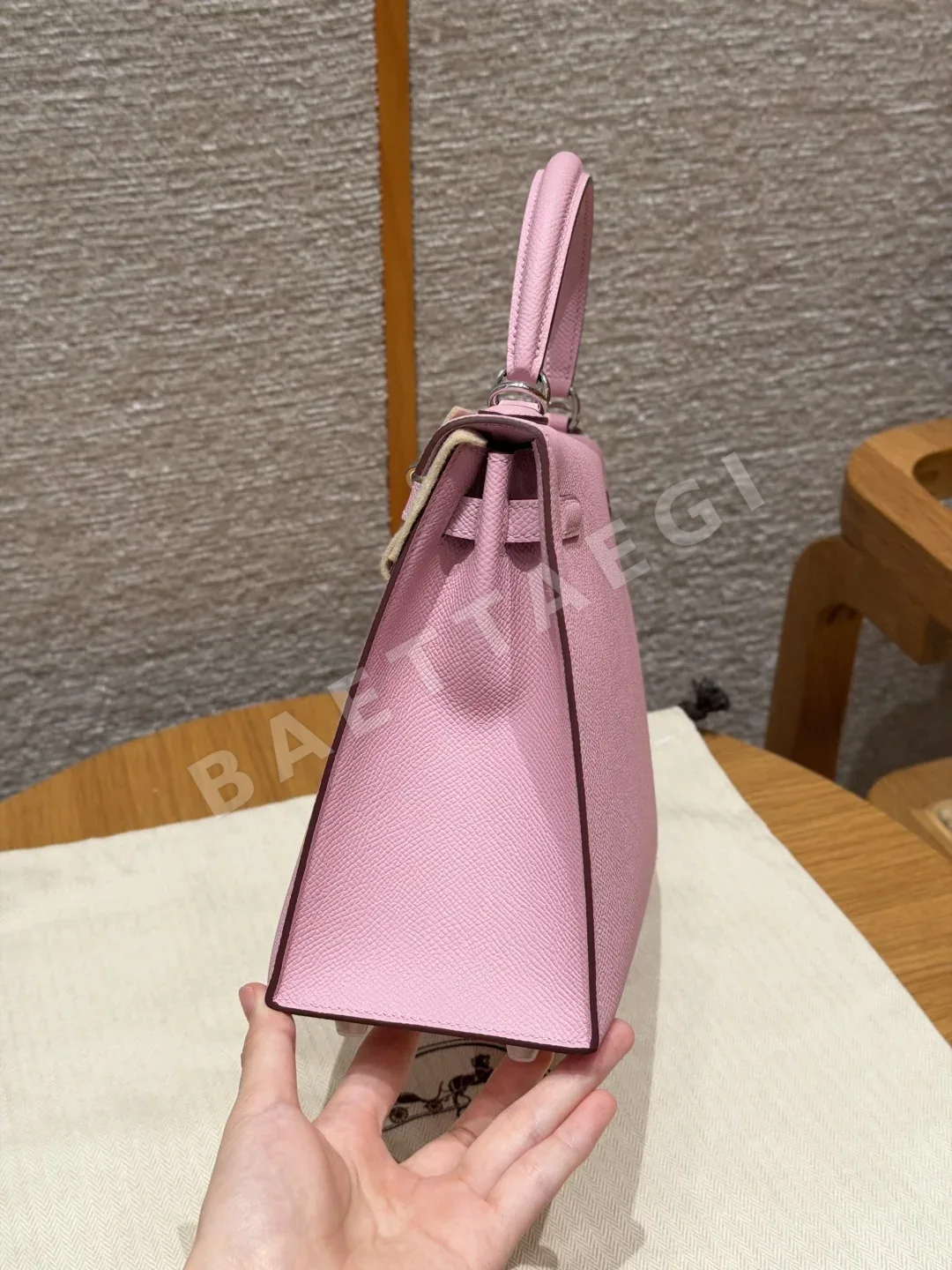 에르메스 켈리 25 엡솜 가죽 가방 상세 이미지 4