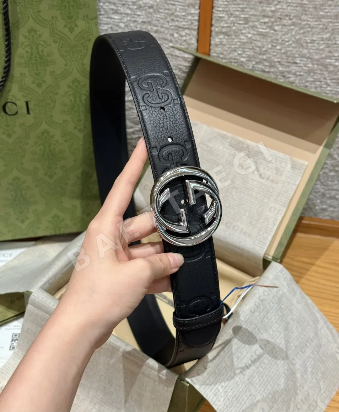 구찌 인터로킹 더블 G 버클 카프스킨 벨트 상세 이미지 3