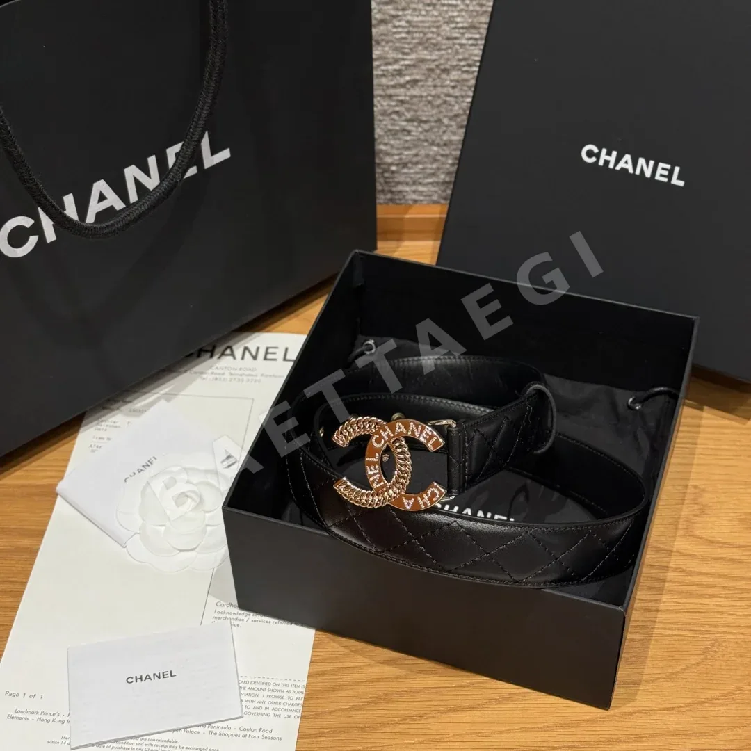 샤넬 다이아몬드 패턴 램스킨 더블 C 메탈 벨트 174251