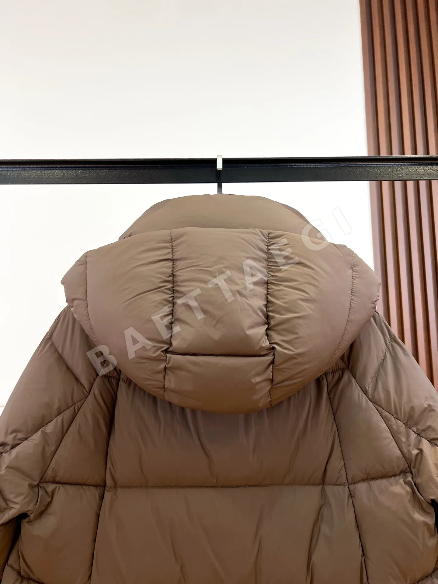 에르노 화이트 구스다운 여성 패딩 AH-802 상세 이미지 4