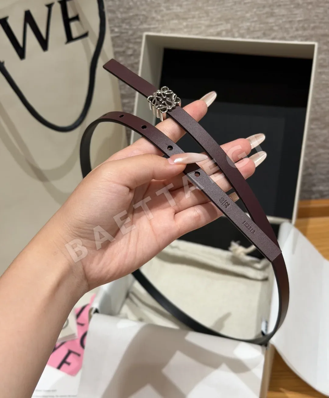 로에베 아나그램 양면 가죽 벨트 상세 이미지 5