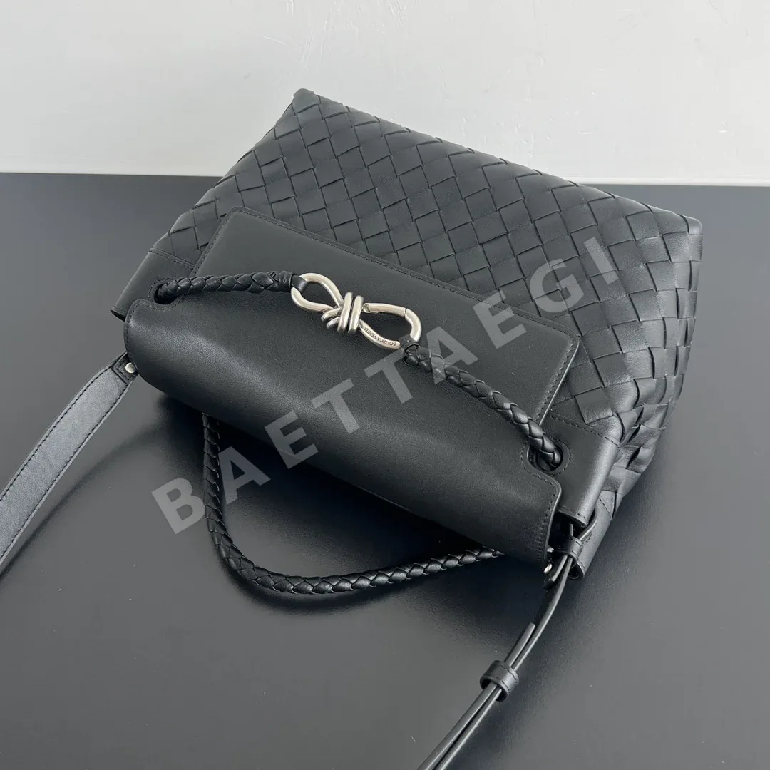 보테가베네타 뉴 스몰 안디아모 크로스바디 가방 815781 5898 상세 이미지 4