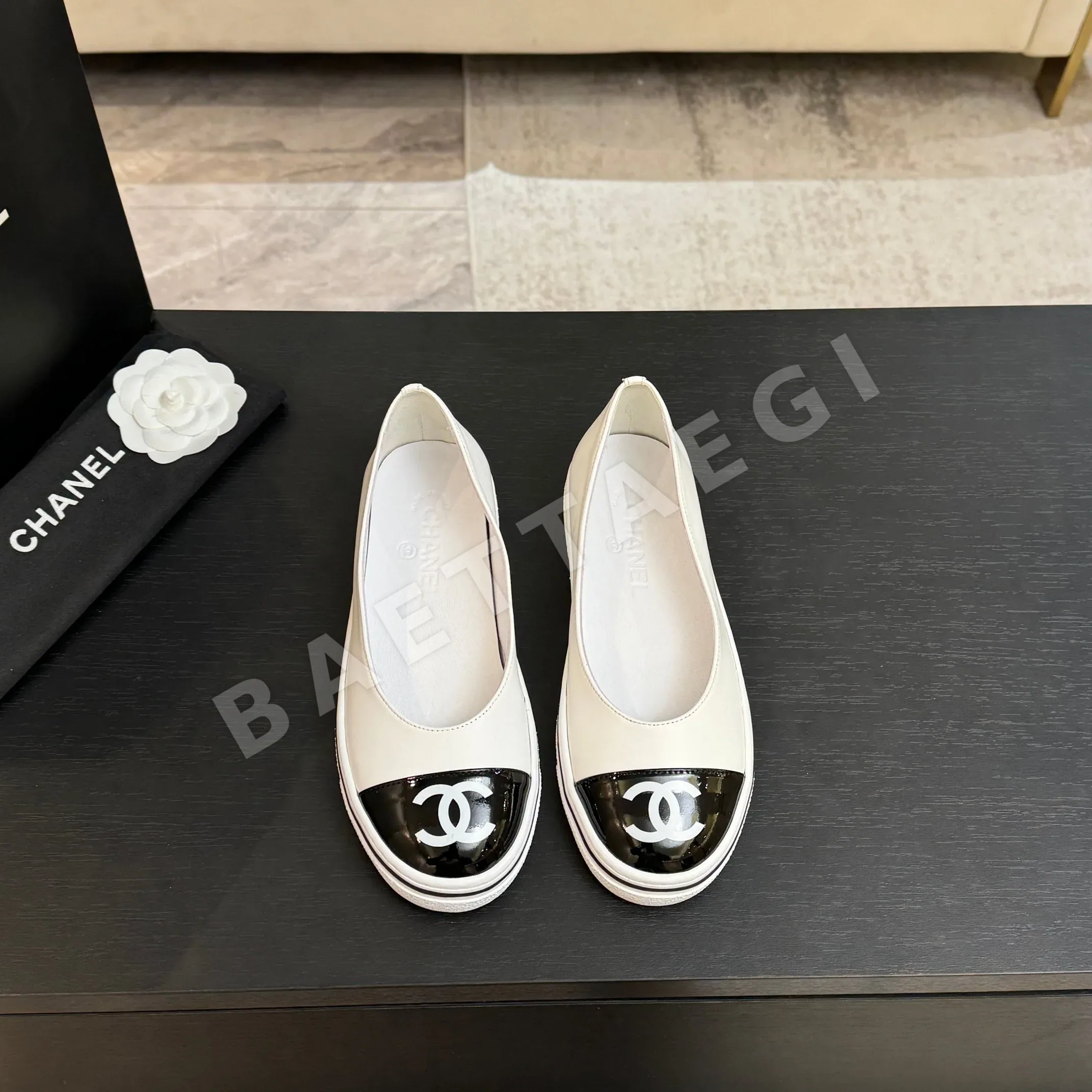 샤넬 레이스업 플랫 슈즈 98828