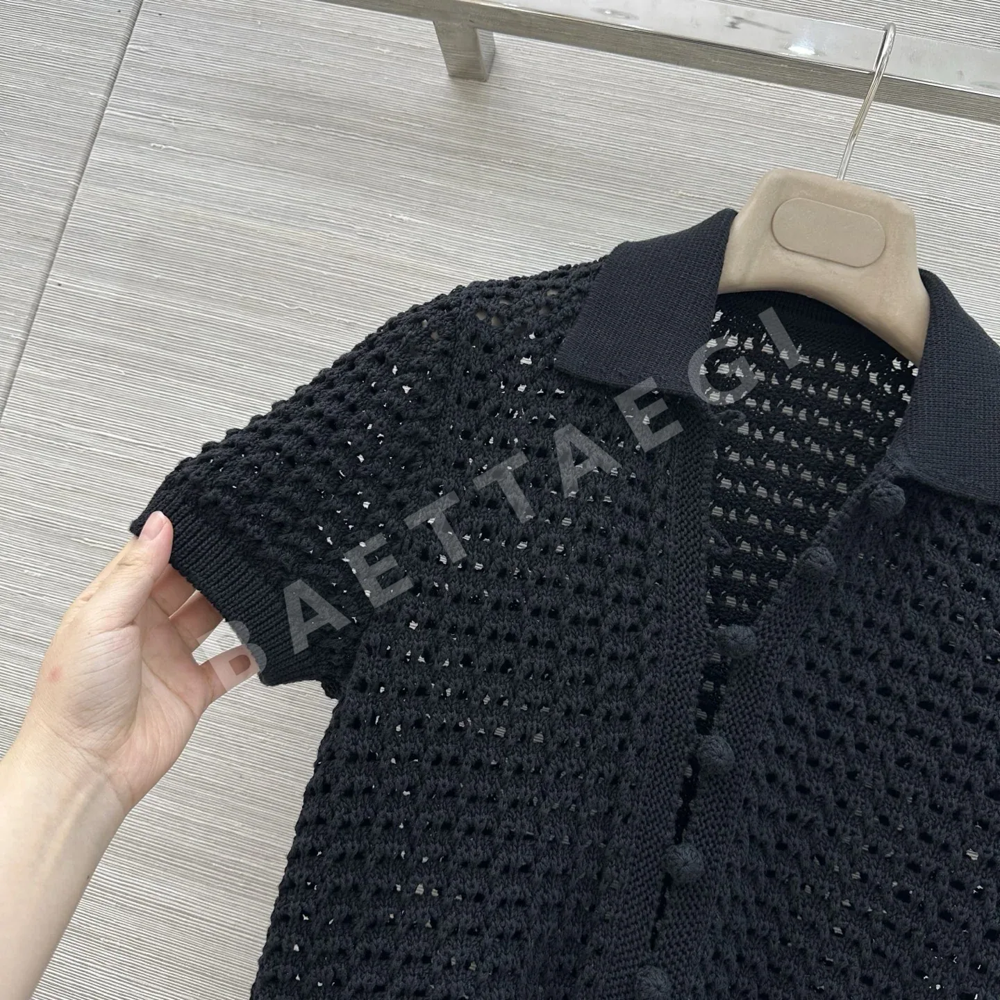 폴로 패치워크 오픈워크 니트 원피스 상세 이미지 4