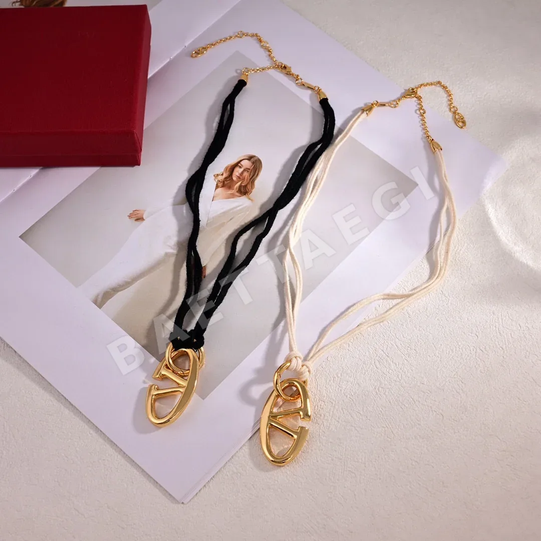 발렌티노 심플 디자인한 목걸이 상세 이미지 6