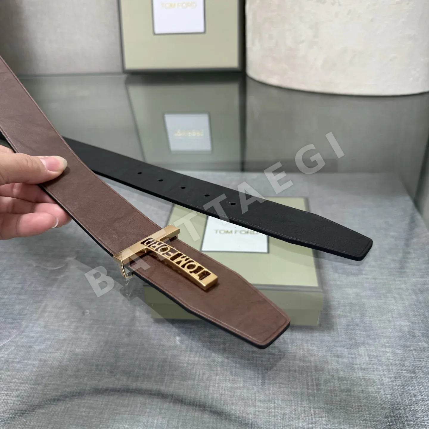 톰포드 양면 소가죽 벨트 황동 버클 상세 이미지 4