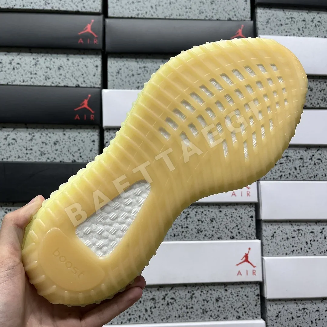 아디다스 [XQ] 이지 부스트 350 V2 FX4349 200802 Adidas Yeezy Boost 350 V2 Yeshaya 상세 이미지 7