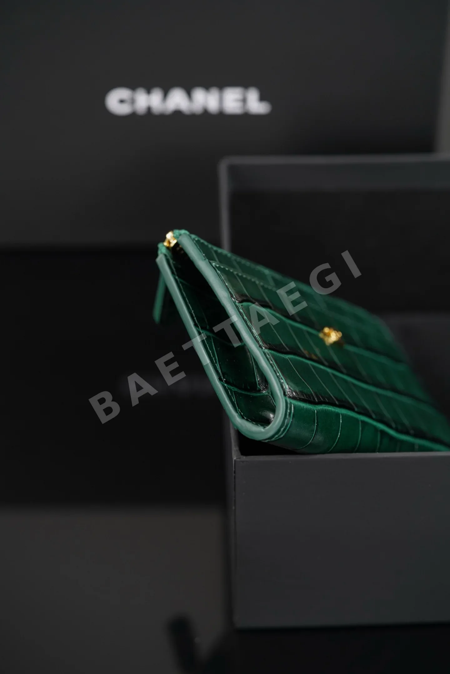 샤넬 크로커다일 엠보싱 지퍼 카드홀더 상세 이미지 9