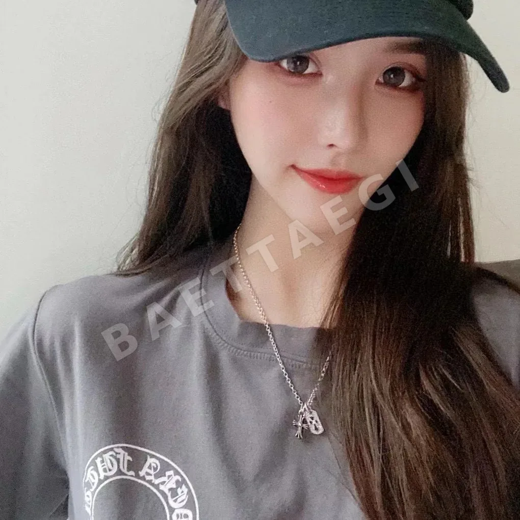 크롬하츠 스퀘어 크로스 장식 목걸이 상세 이미지 4
