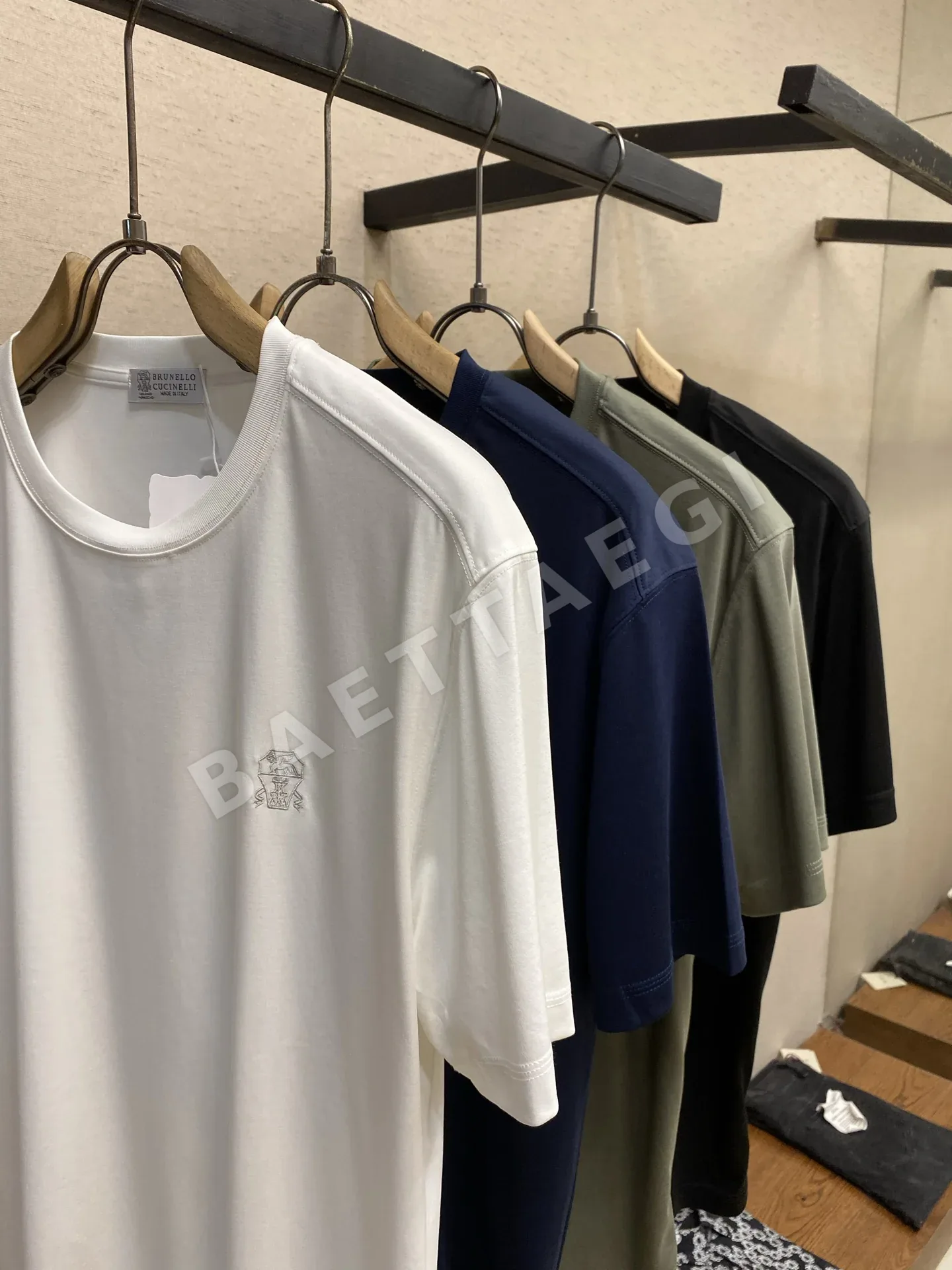 브루넬로쿠치넬리 반팔 티셔츠 상세 이미지 3