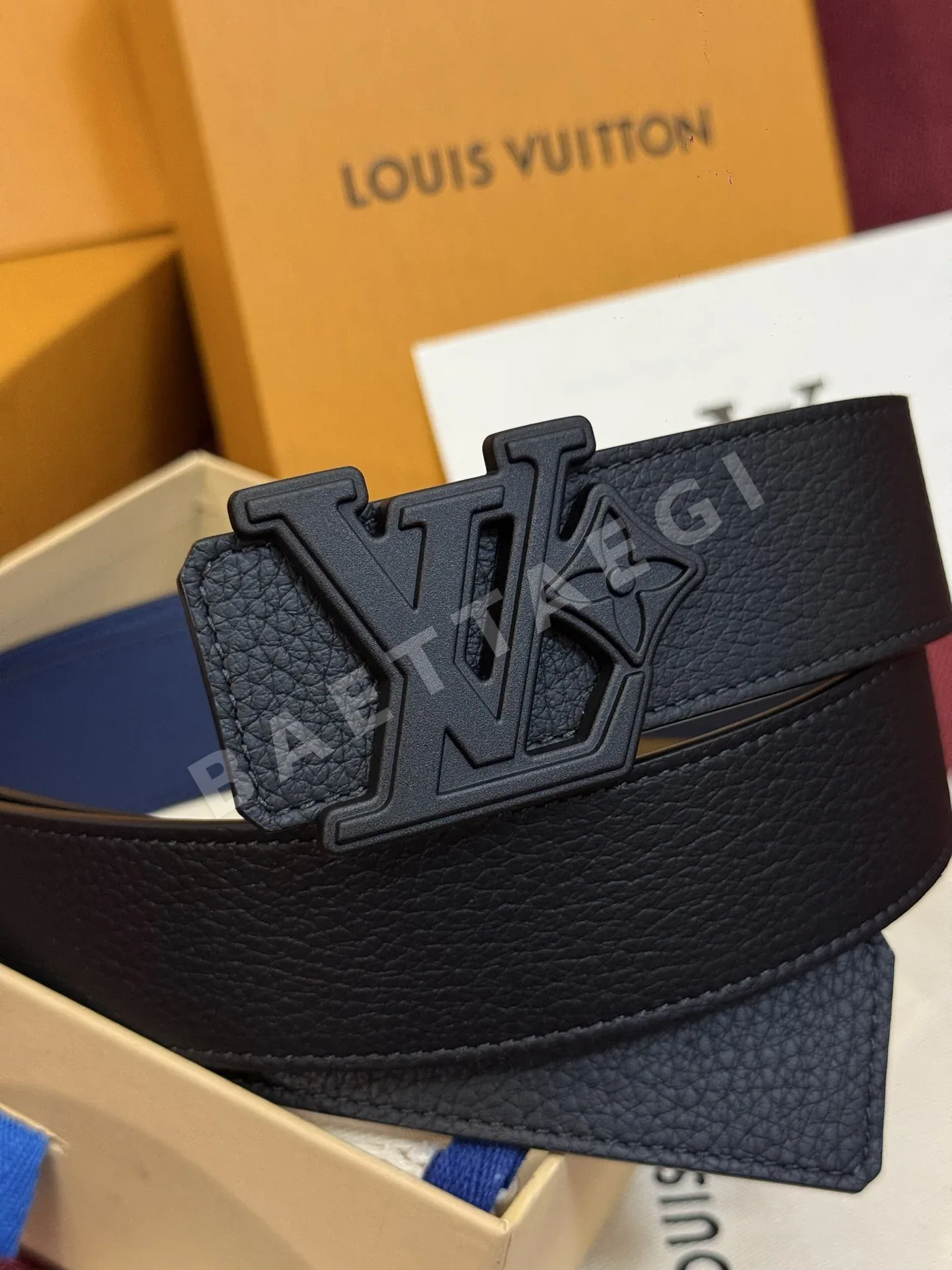 루이비통 다미에 LV 리버시블 벨트 상세 이미지 7