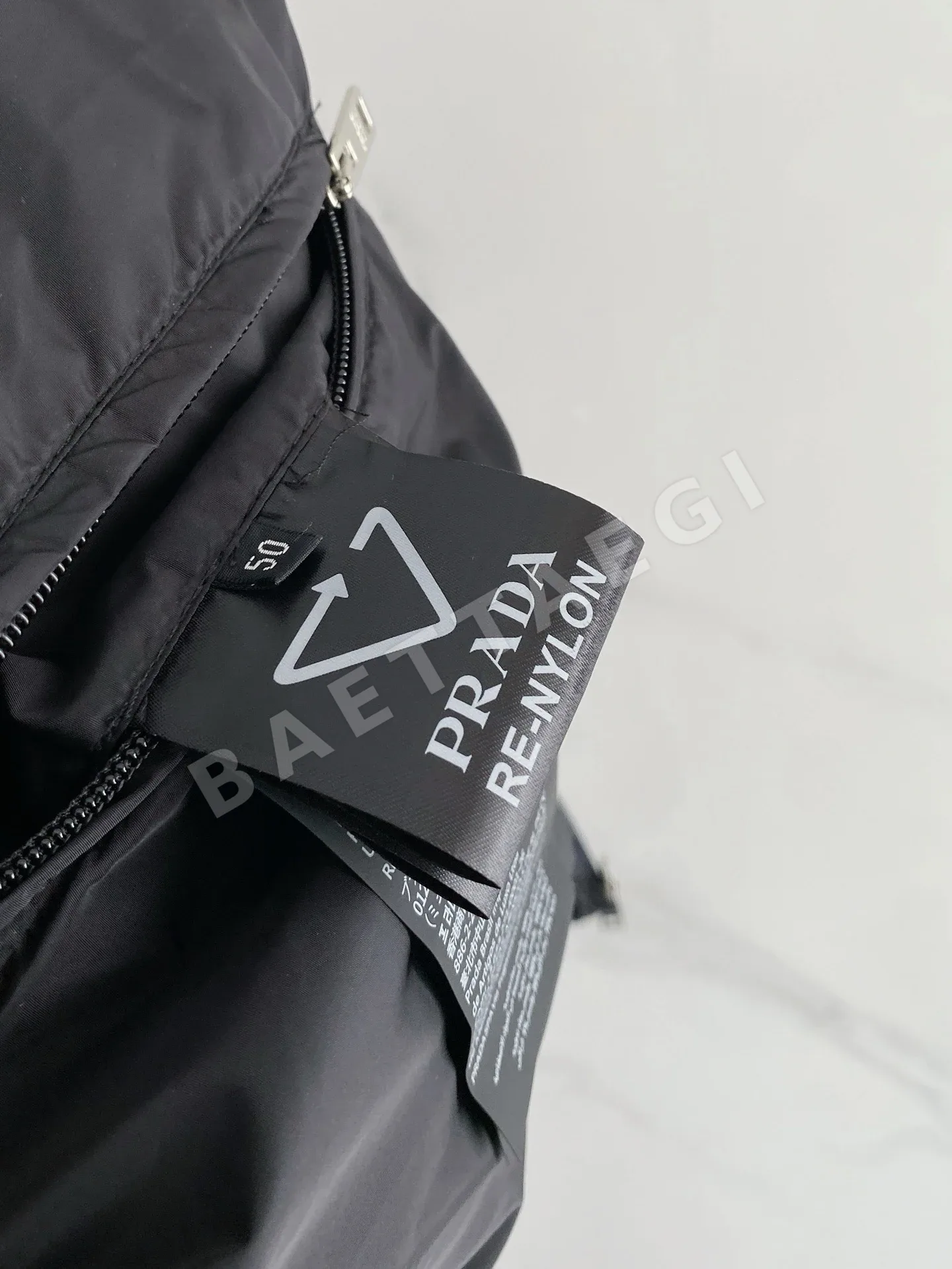 프라다 남성 자켓 상세 이미지 8