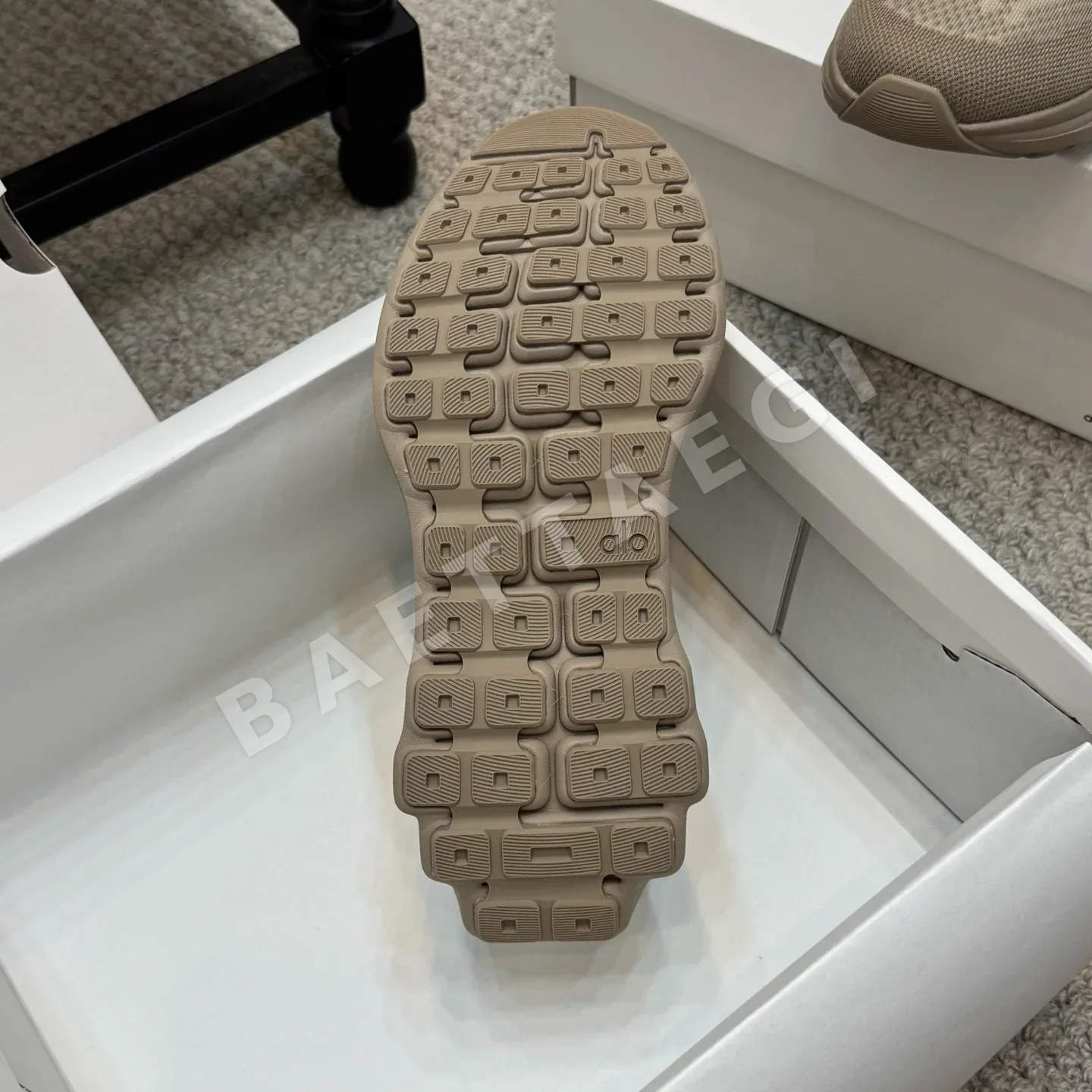 알로 두꺼운 밑창 캐주얼 신발 상세 이미지 9
