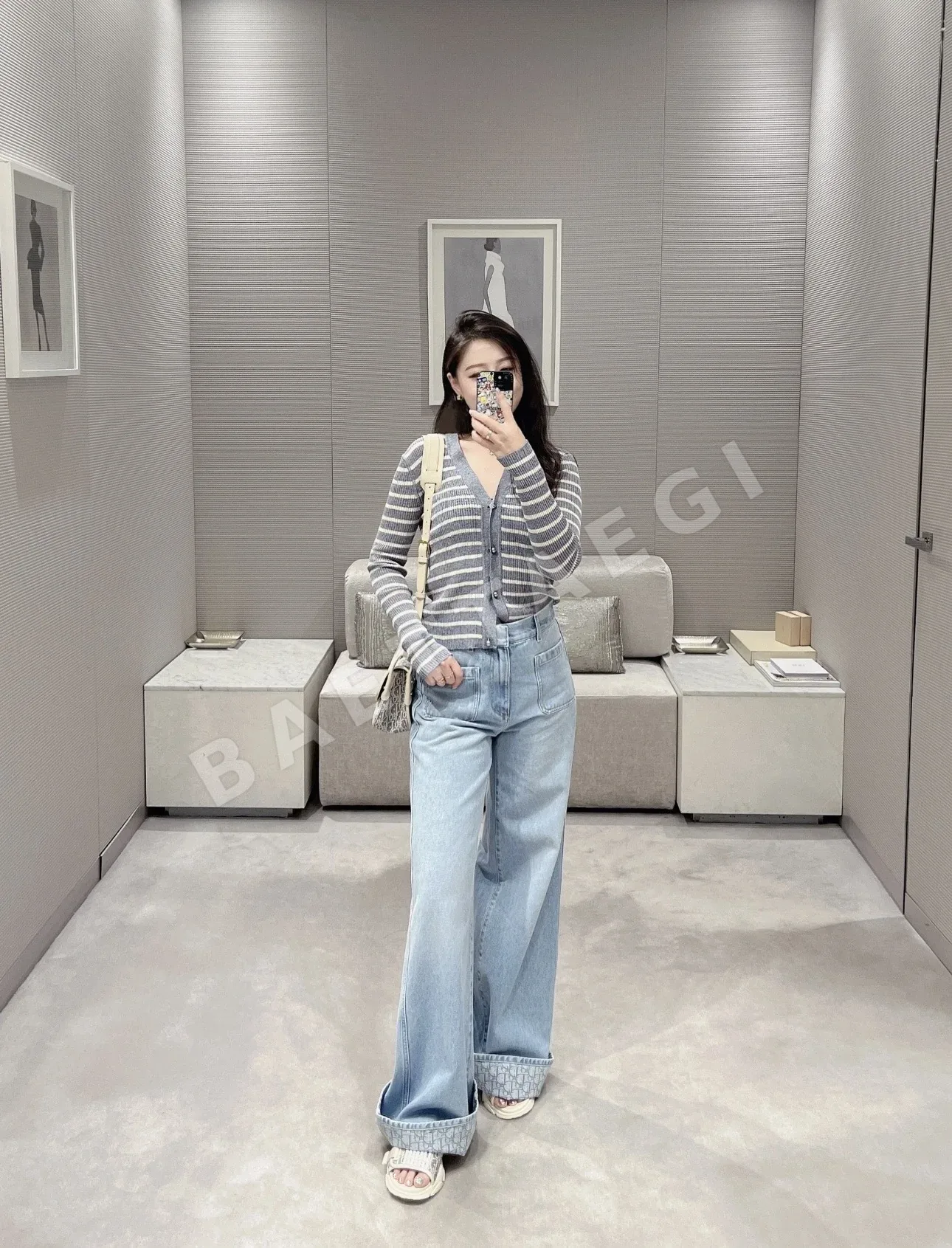 디올 디오리비에라 린넨 스트라이프 V넥 가디건 상세 이미지 6