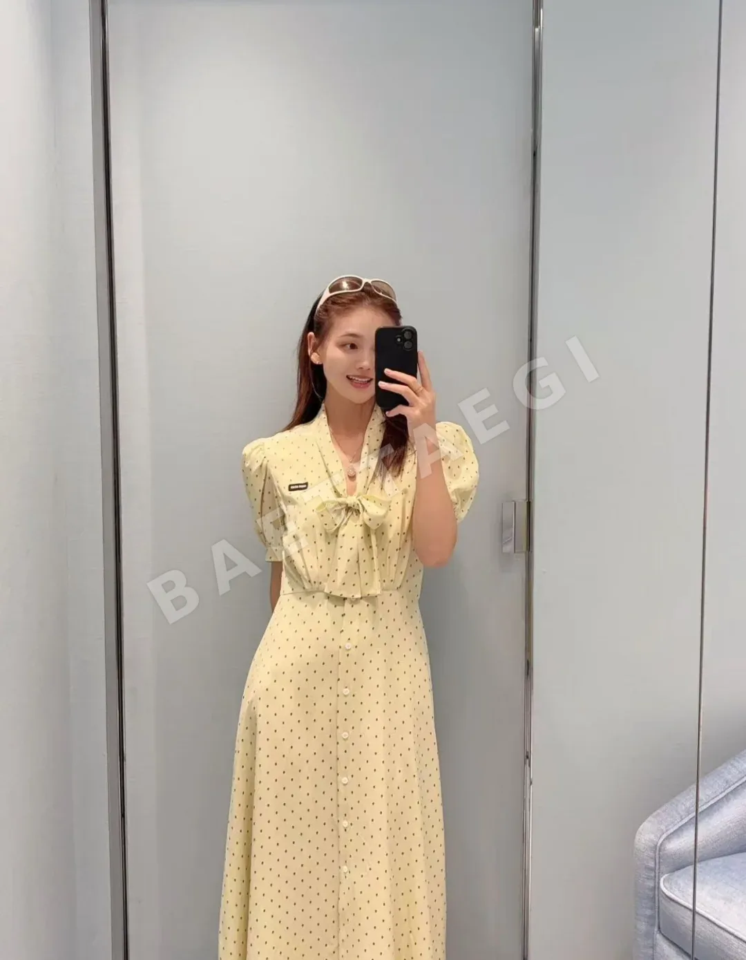 미우미우 페일 옐로우 레이스업 폴카 도트 원피스 상세 이미지 9
