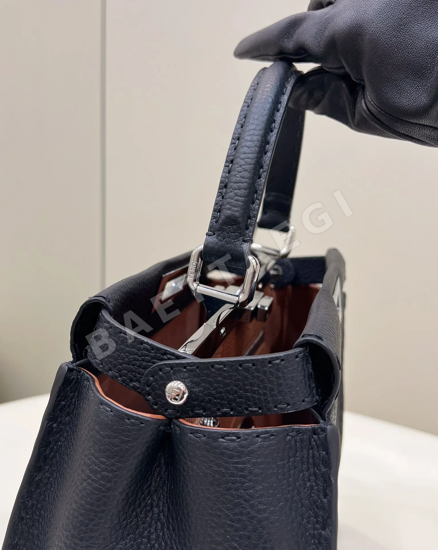 펜디 피카부 스타일 손바느질 가방 상세 이미지 5
