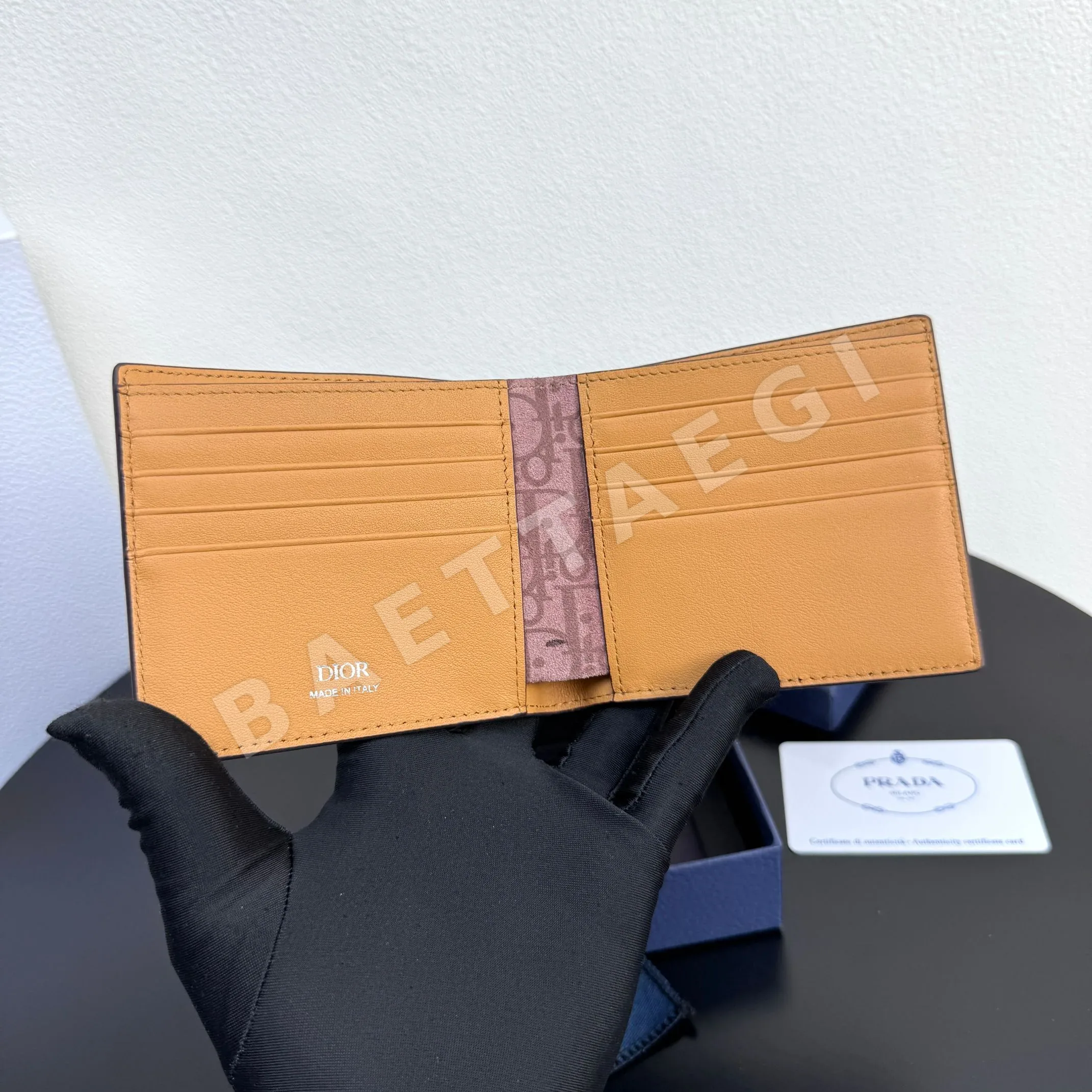 디올 CD 로고 송아지가죽 반지갑 상세 이미지 5