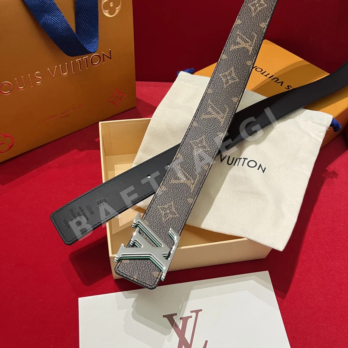 루이비통 LV 옵틱 버클 캔버스 벨트 57524