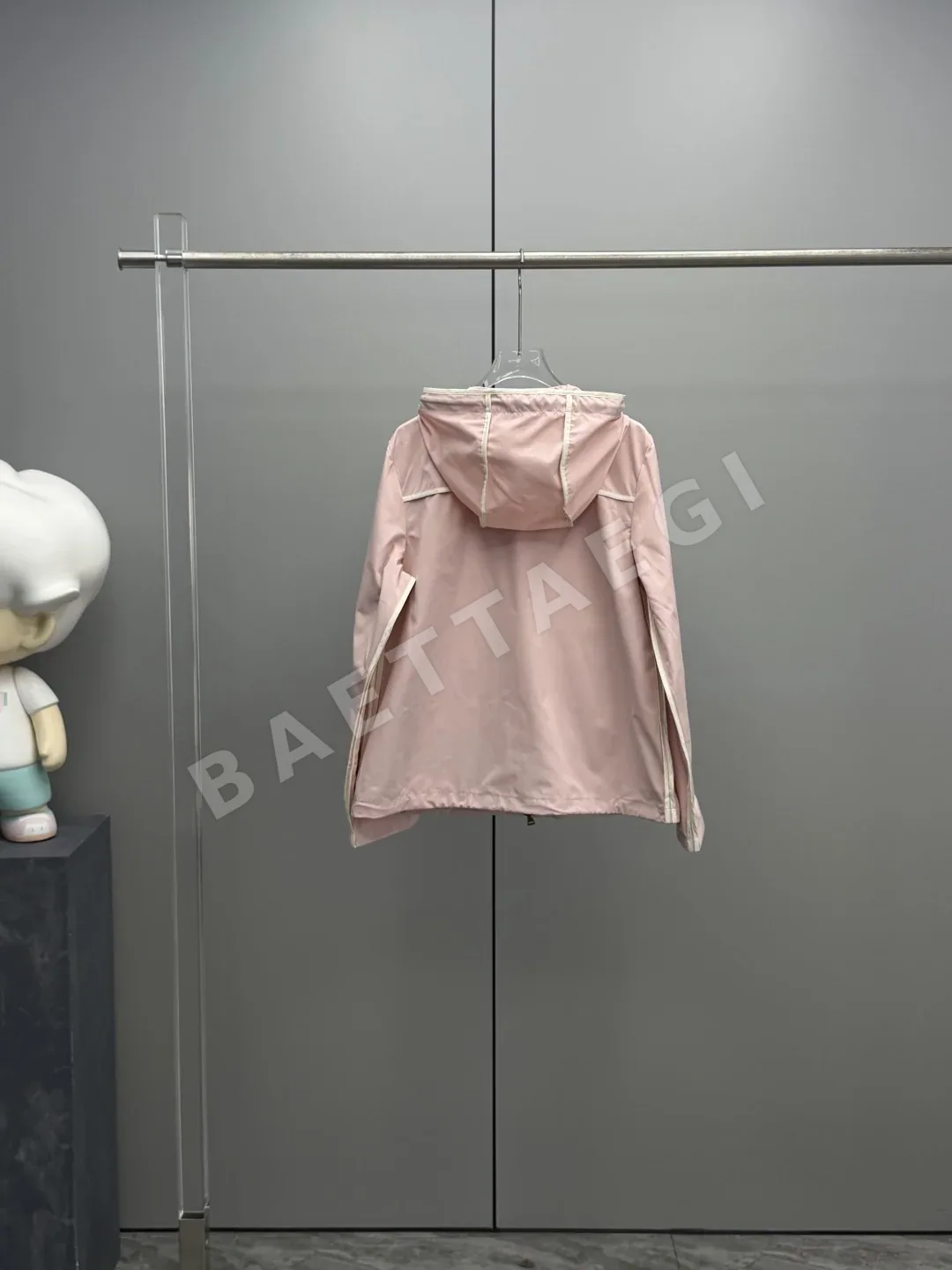 몽클레르 사라세니아 여성 후드 자켓 상세 이미지 9