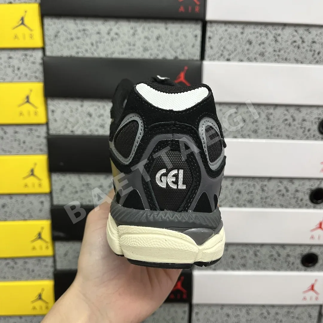 아식스 [GX] 젤 NYC 1203A739-001 200520 Asics Gel-NYC Black Black 상세 이미지 6