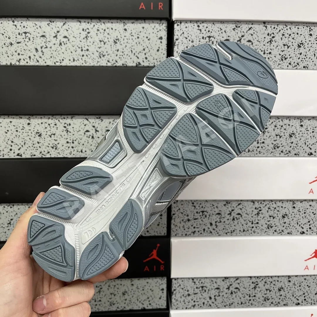 아식스 [M] 젤 NYC 2055 1203A542-020 200497 Asics Gel-NYC 2055 Glacier Dolphin Grey 상세 이미지 8