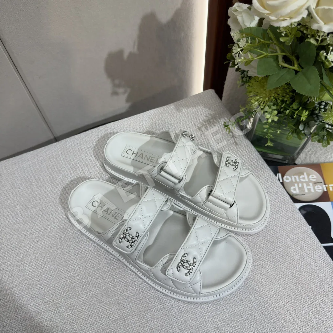 샤넬 24 벨크로 슬리퍼 94058