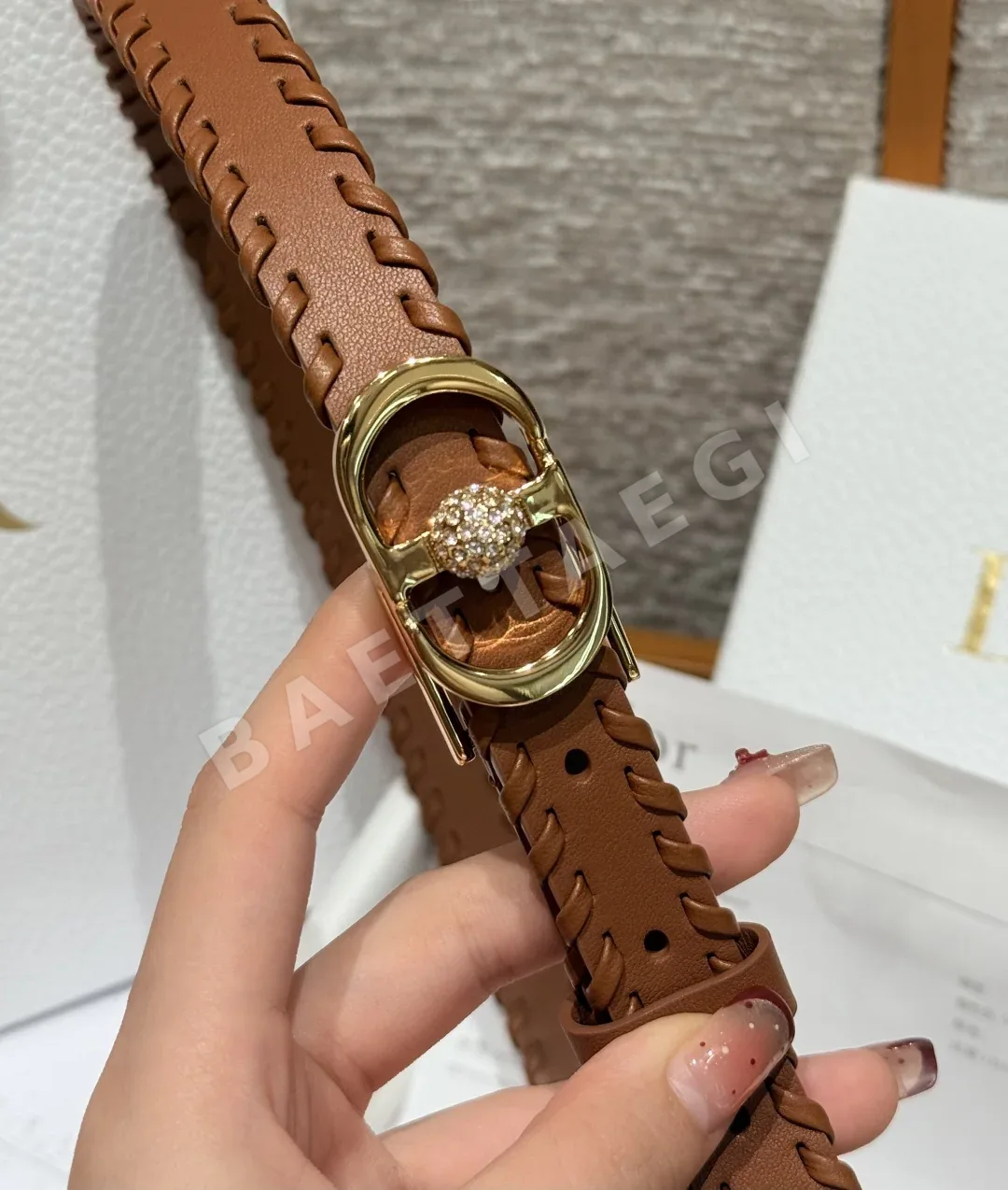 디올 광택 소가죽 20mm 가죽 채찍 스티치 벨트 상세 이미지 4