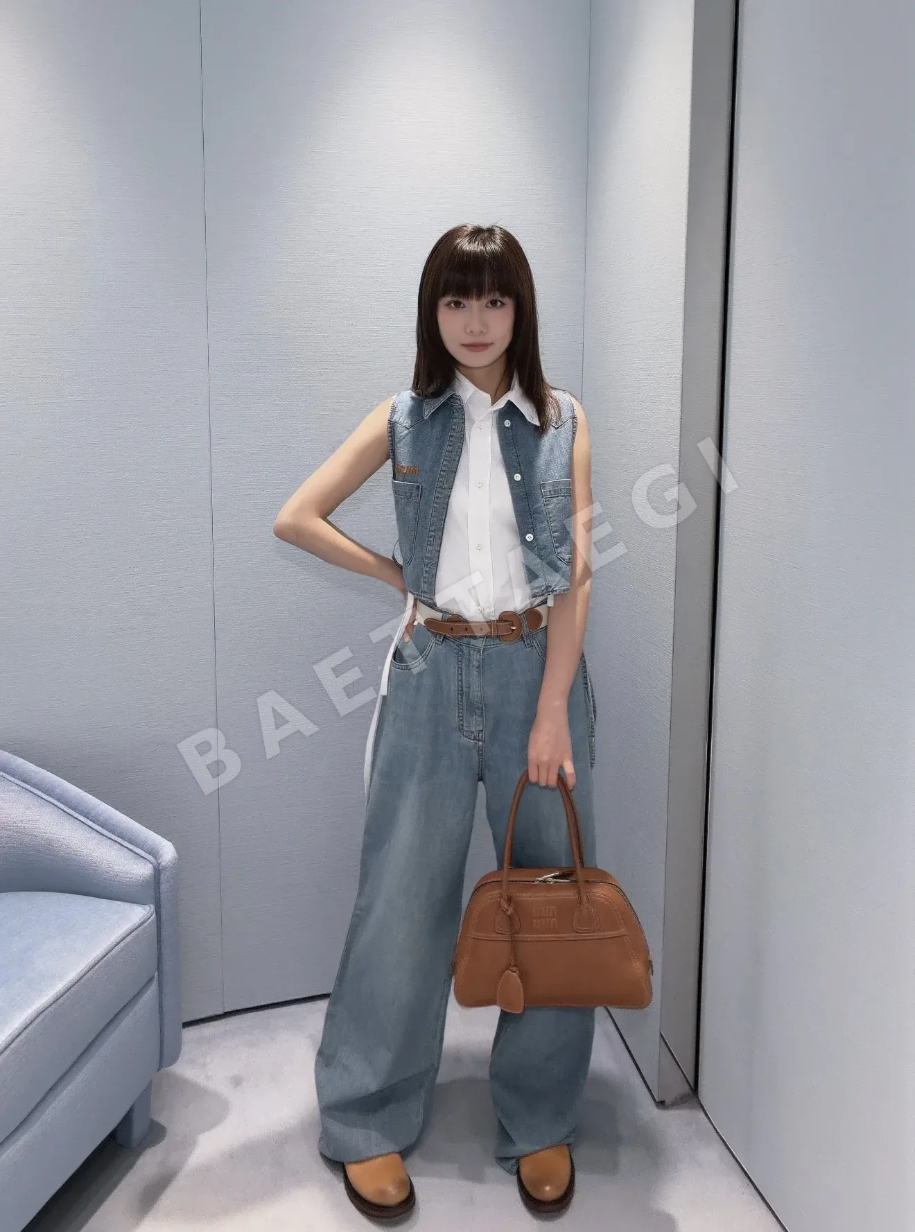 미우미우 데님 베스트 여성 민소매 상세 이미지 3