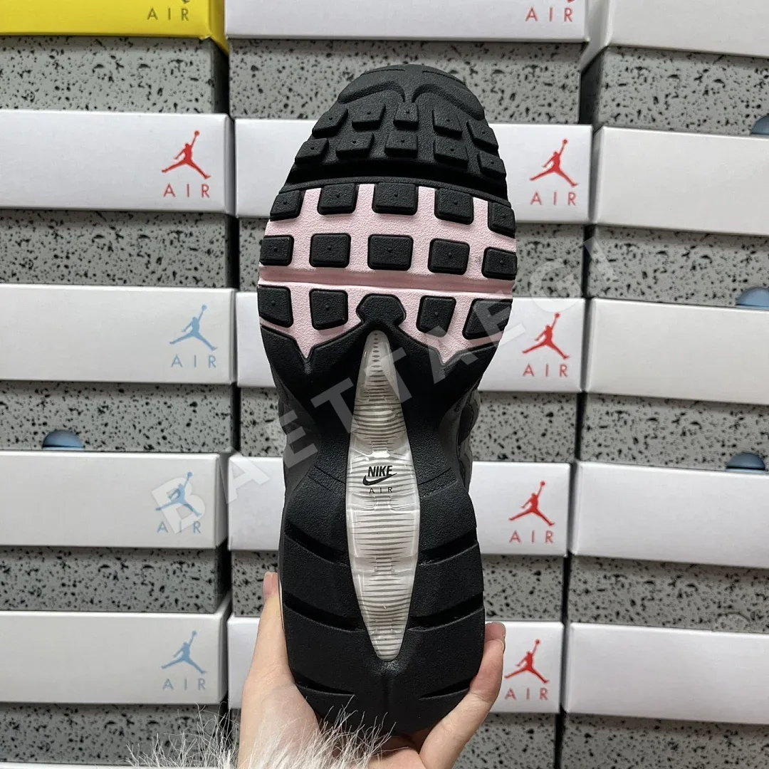 나이키 [GX] 에어 맥스 95 OG HJ5996-001 201228 Nike Air Max 95 OG Big Bubble Pink Foam 상세 이미지 3