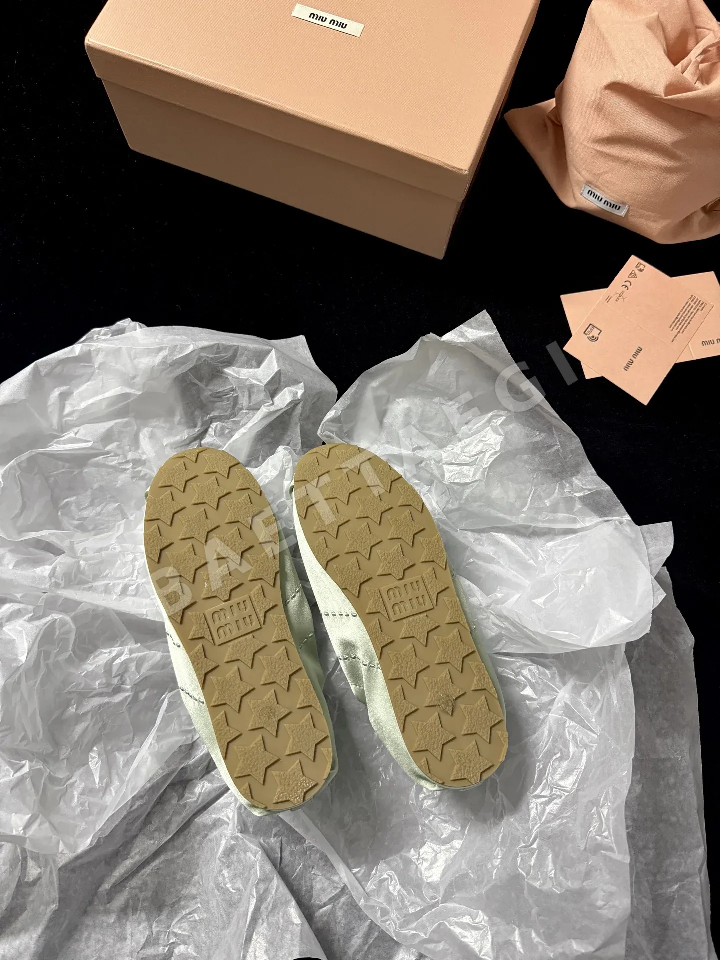 미우미우 신발 상세 이미지 9