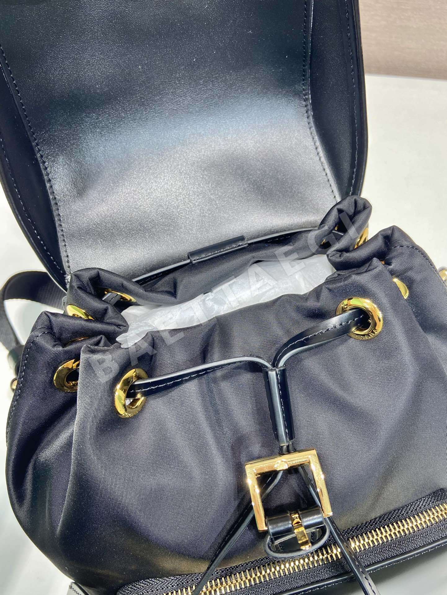프라다 나일론 백팩 1BZ074 상세 이미지 7
