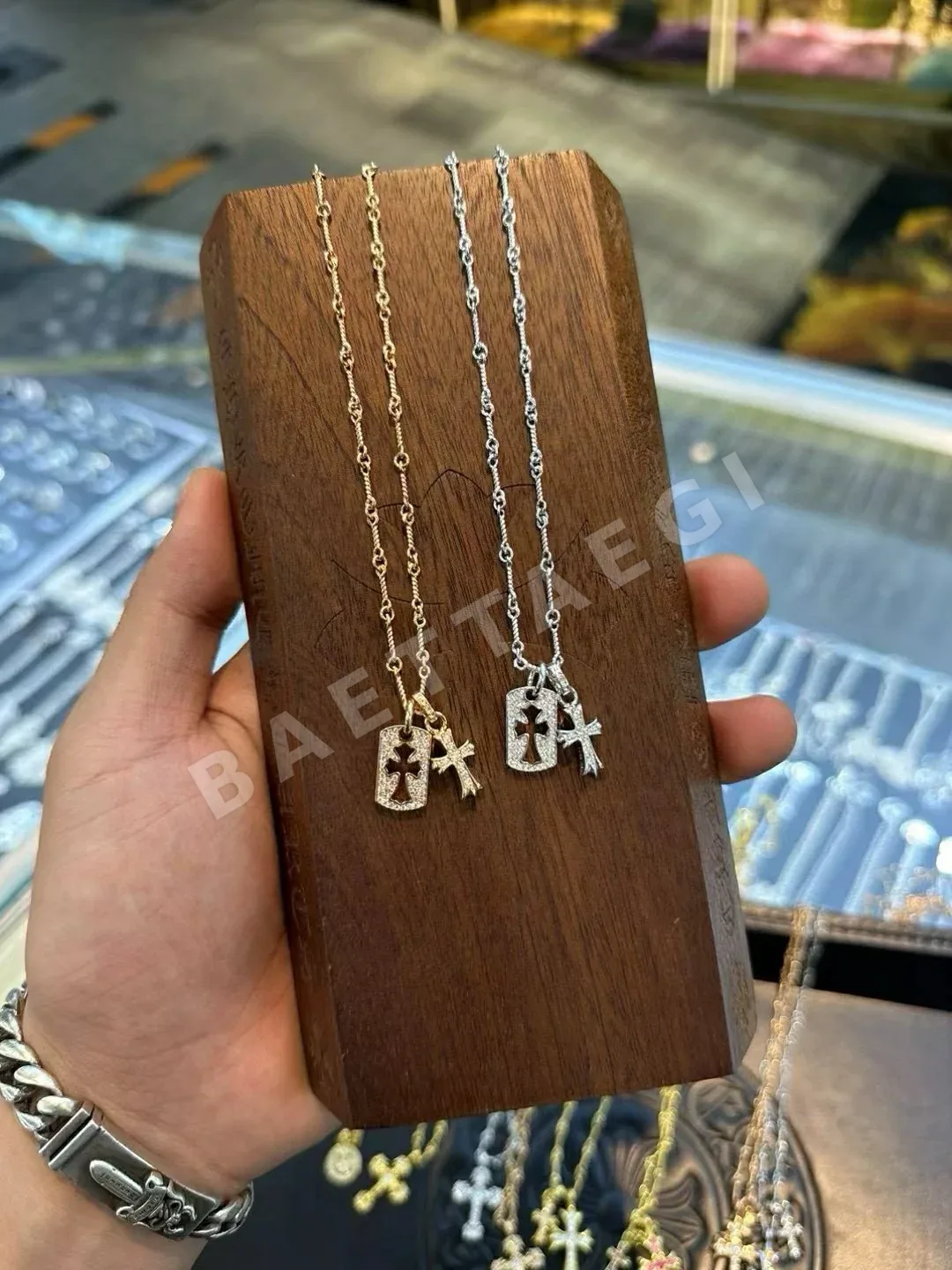 크롬하츠 클래식 레트로 크로스 하트 펜던트 목걸이 상세 이미지 5