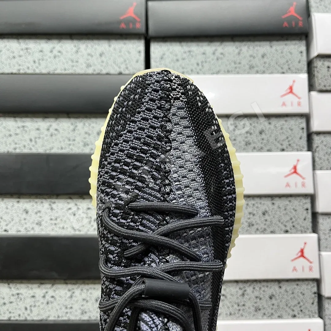 아디다스 [XQ] 이지 부스트 350 V2 FZ5000 200810 Adidas Yeezy Boost 350 V2 Carbon 상세 이미지 3
