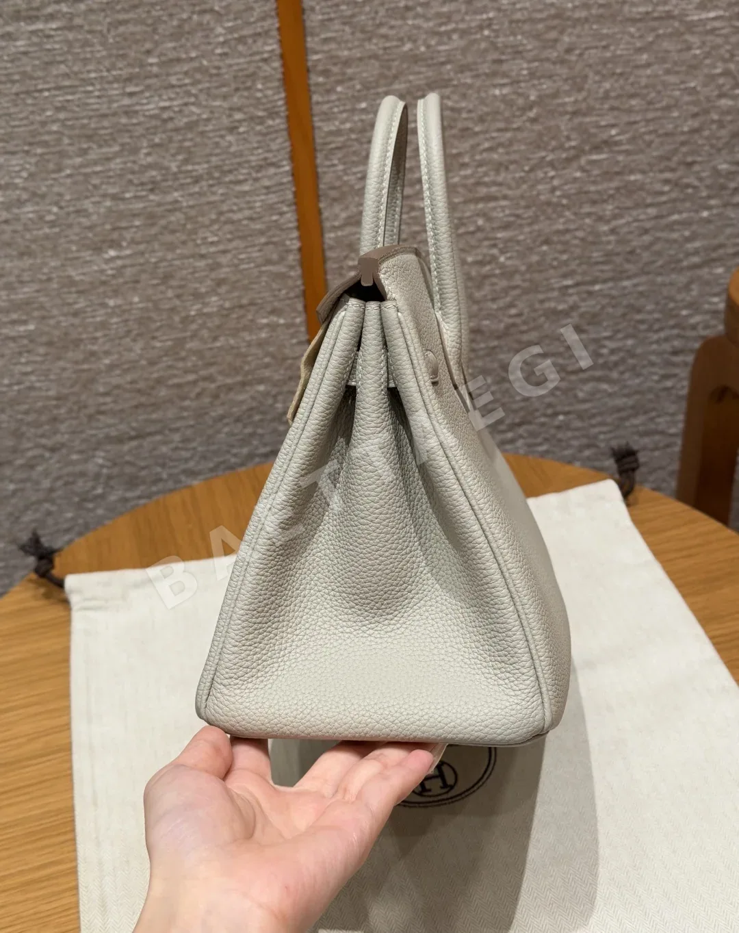 에르메스 버킨 25 cm 글레이셔 화이트 토고 가죽 지갑 상세 이미지 4